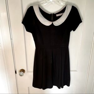 Sunny Girl black & white Peter Pan collar dress